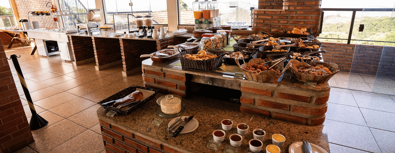 Hotel Alphaville Chales (1)